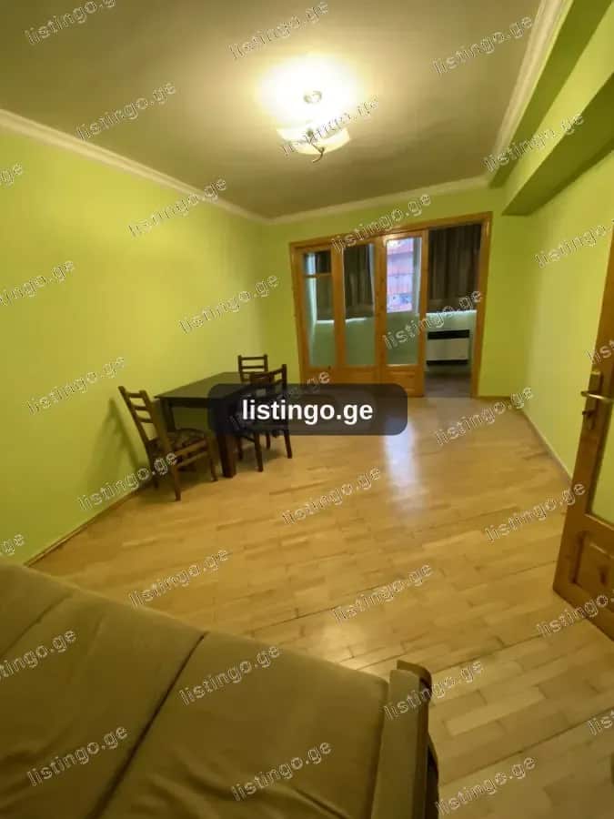 იყიდება 2 ოთახიანი ბინა დიღმის მასივში